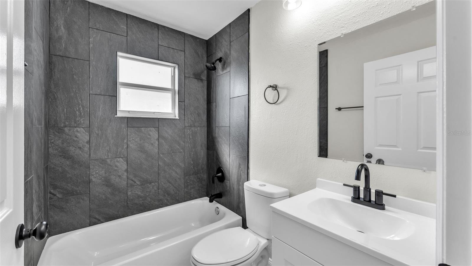 Image 5 of 15 For 752 Hunt Drive