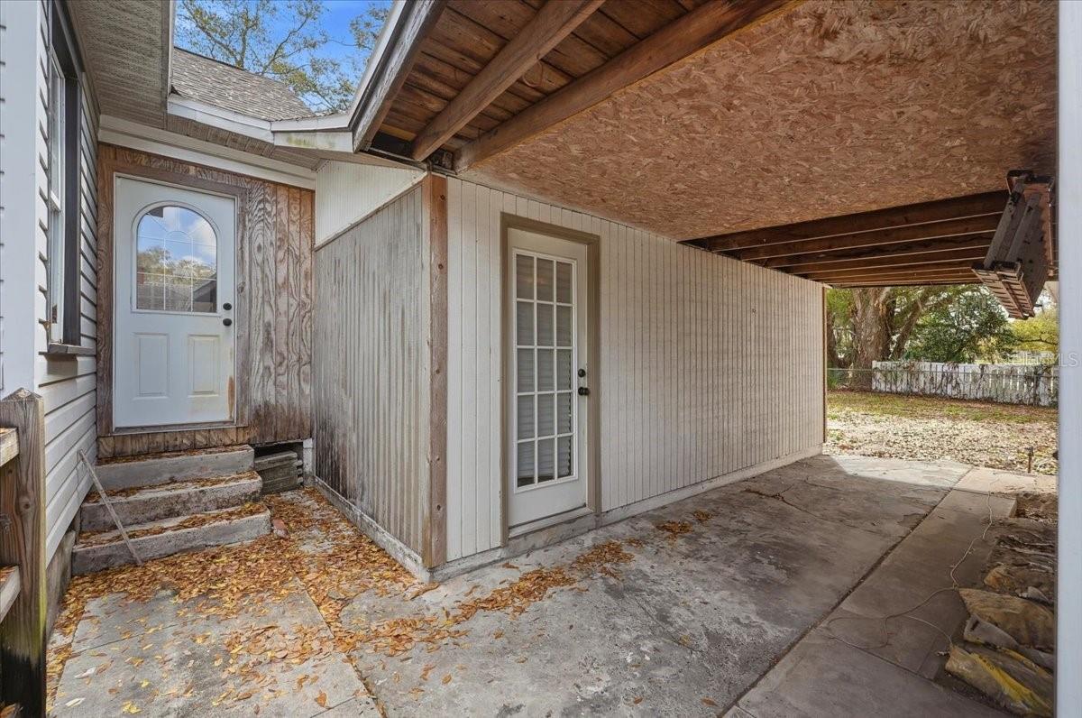 Image 28 of 41 For 624 Avenue A Ne