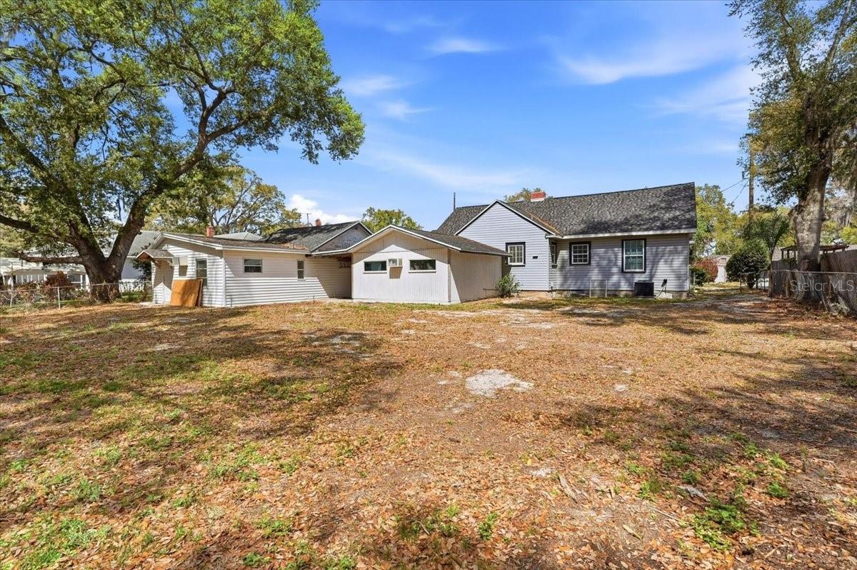 Image 39 of 41 For 624 Avenue A Ne