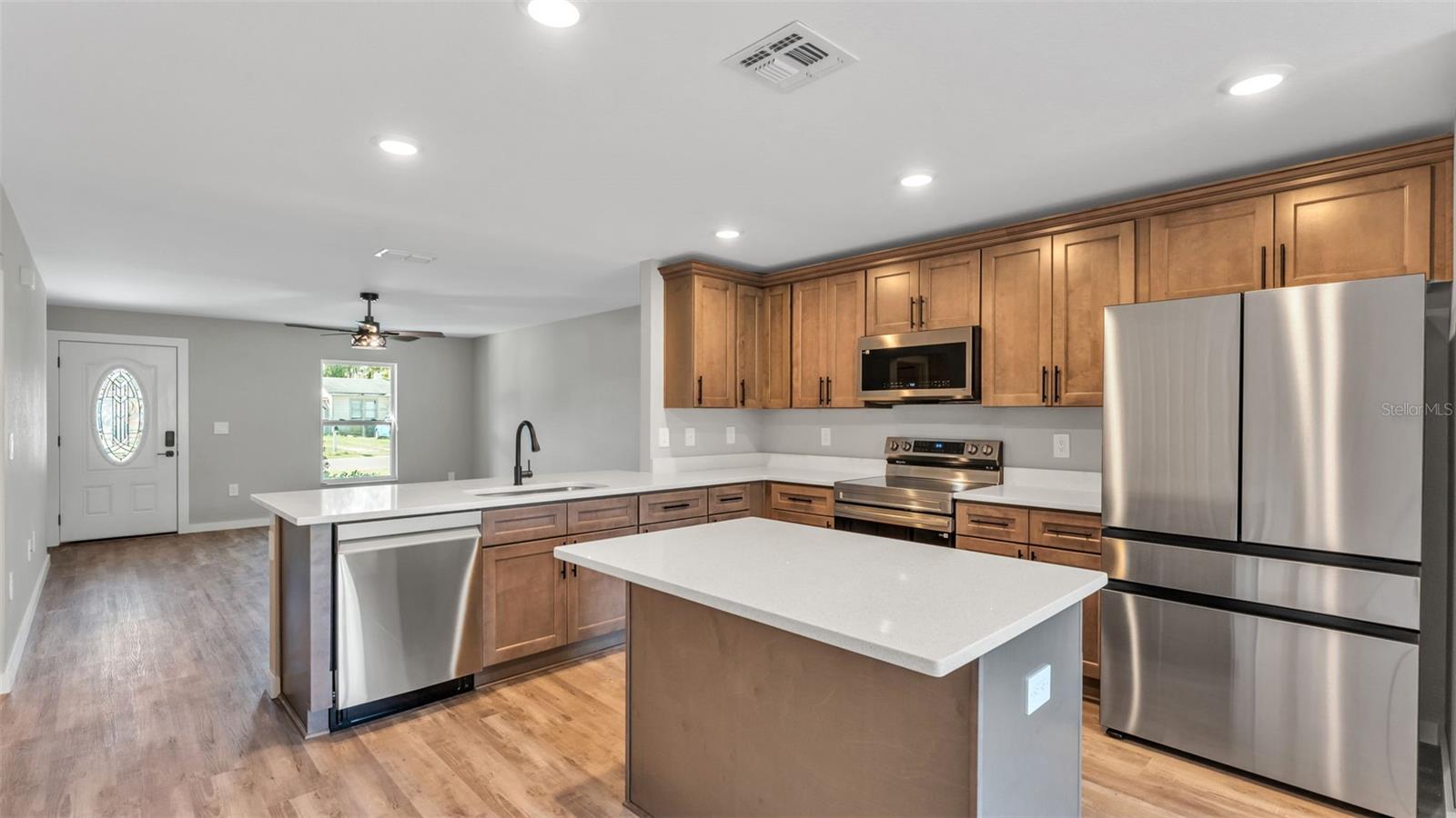 Image 11 of 28 For 2510 Weber Street