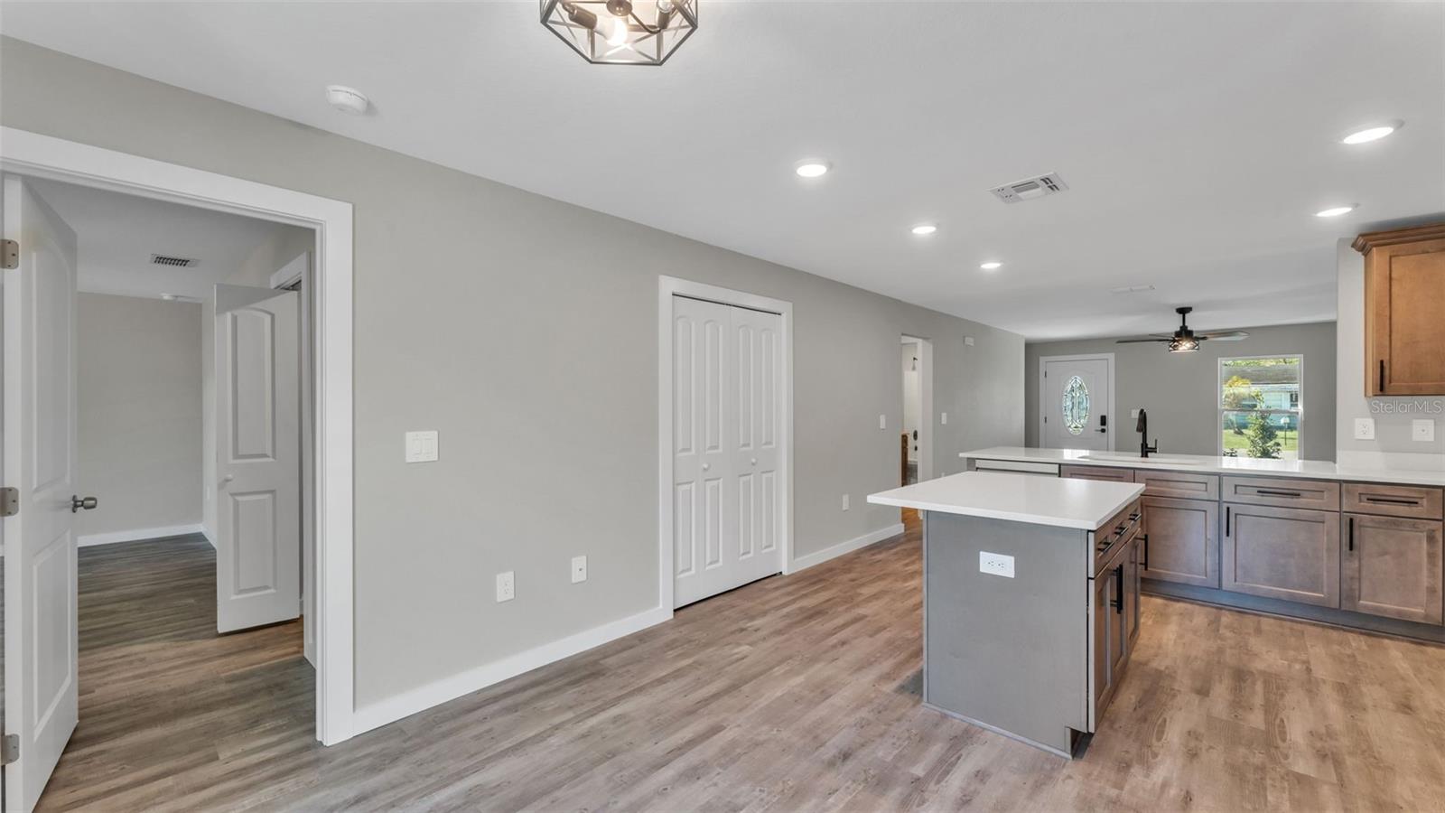 Image 14 of 28 For 2510 Weber Street