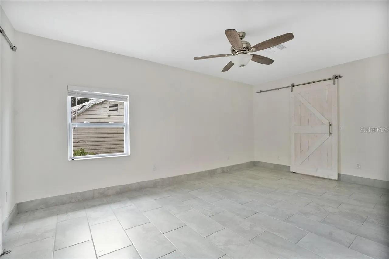 Image 14 of 33 For 404 Longfellow Boulevard