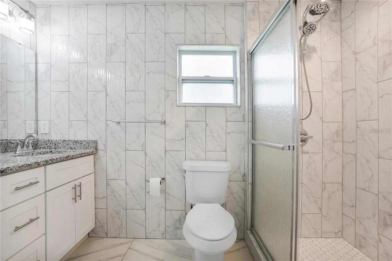 Image 17 of 33 For 404 Longfellow Boulevard