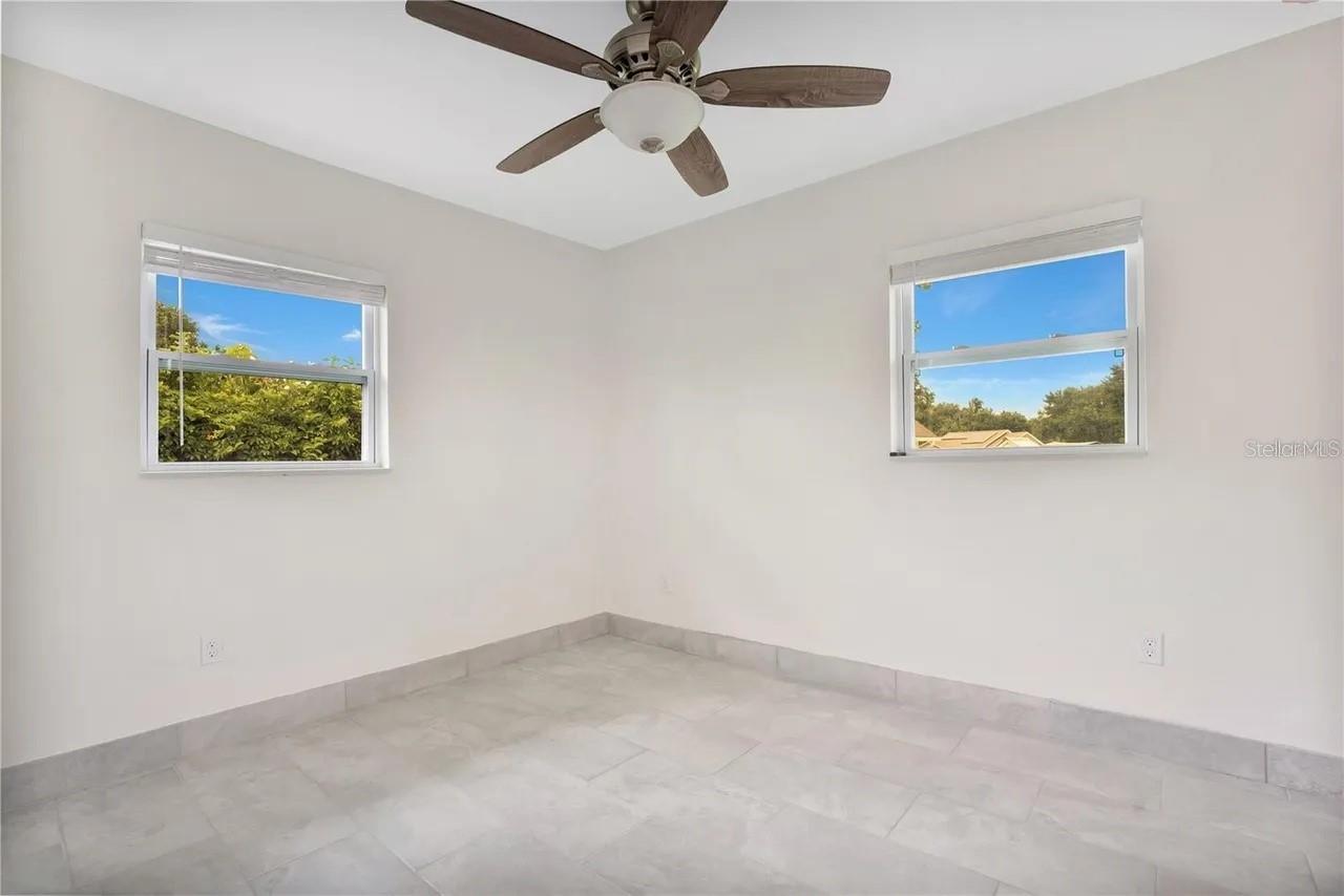 Image 20 of 33 For 404 Longfellow Boulevard