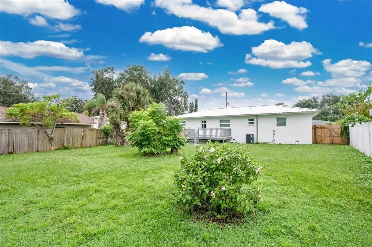 Image 31 of 33 For 404 Longfellow Boulevard