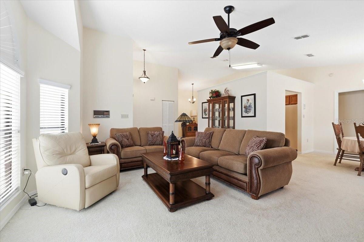 Image 7 of 75 For 6307 Egret Drive