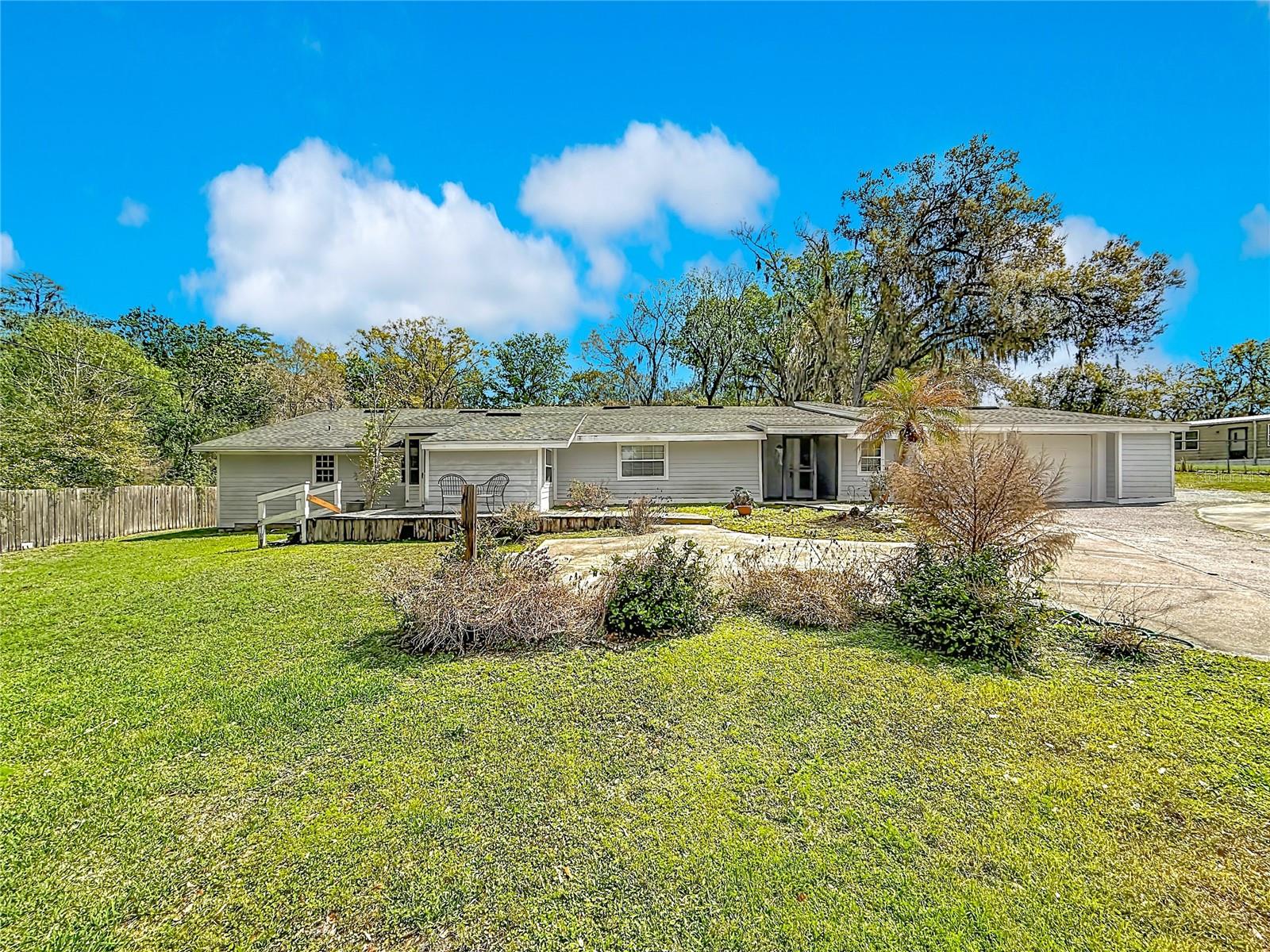 Image 11 of 100 For 1518 Dawn Heights Drive