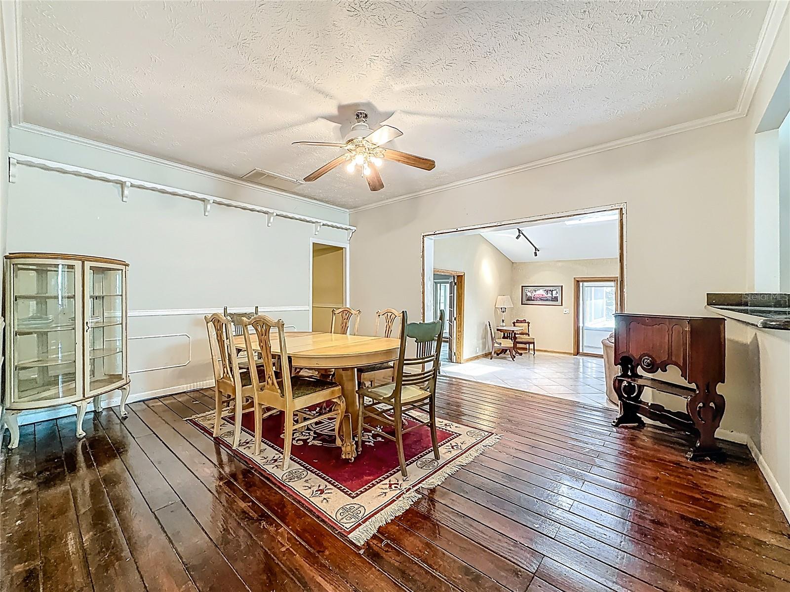 Image 18 of 100 For 1518 Dawn Heights Drive