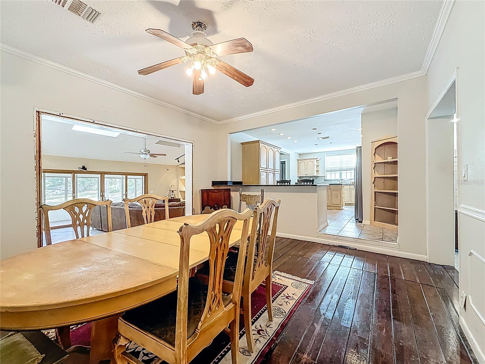 Image 19 of 100 For 1518 Dawn Heights Drive