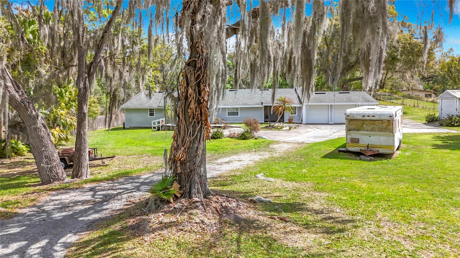 Image 2 of 100 For 1518 Dawn Heights Drive