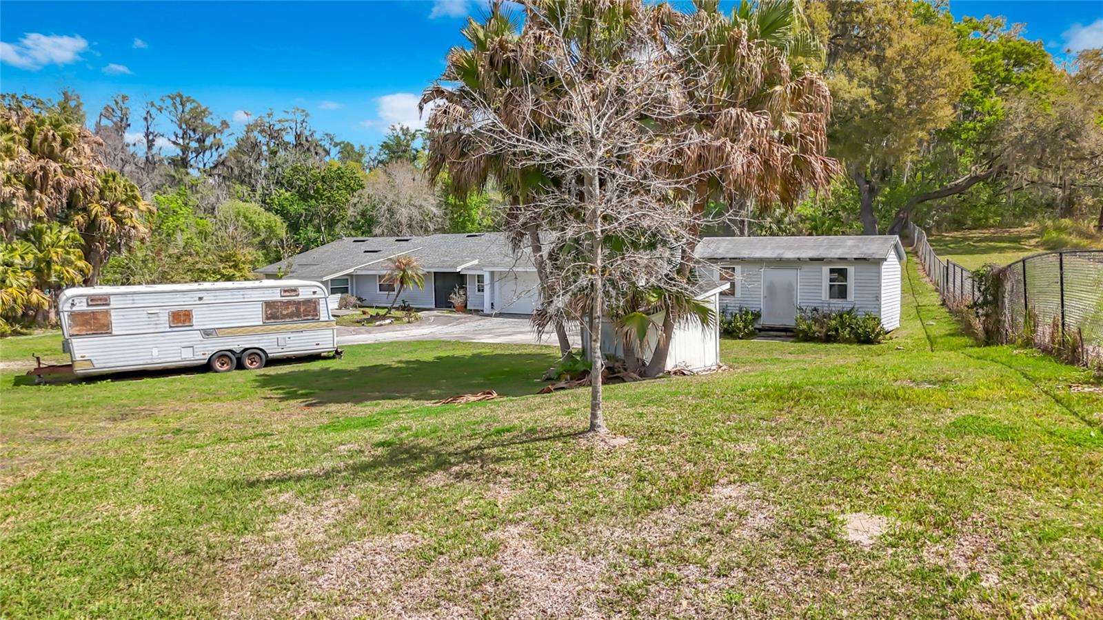 Image 3 of 100 For 1518 Dawn Heights Drive