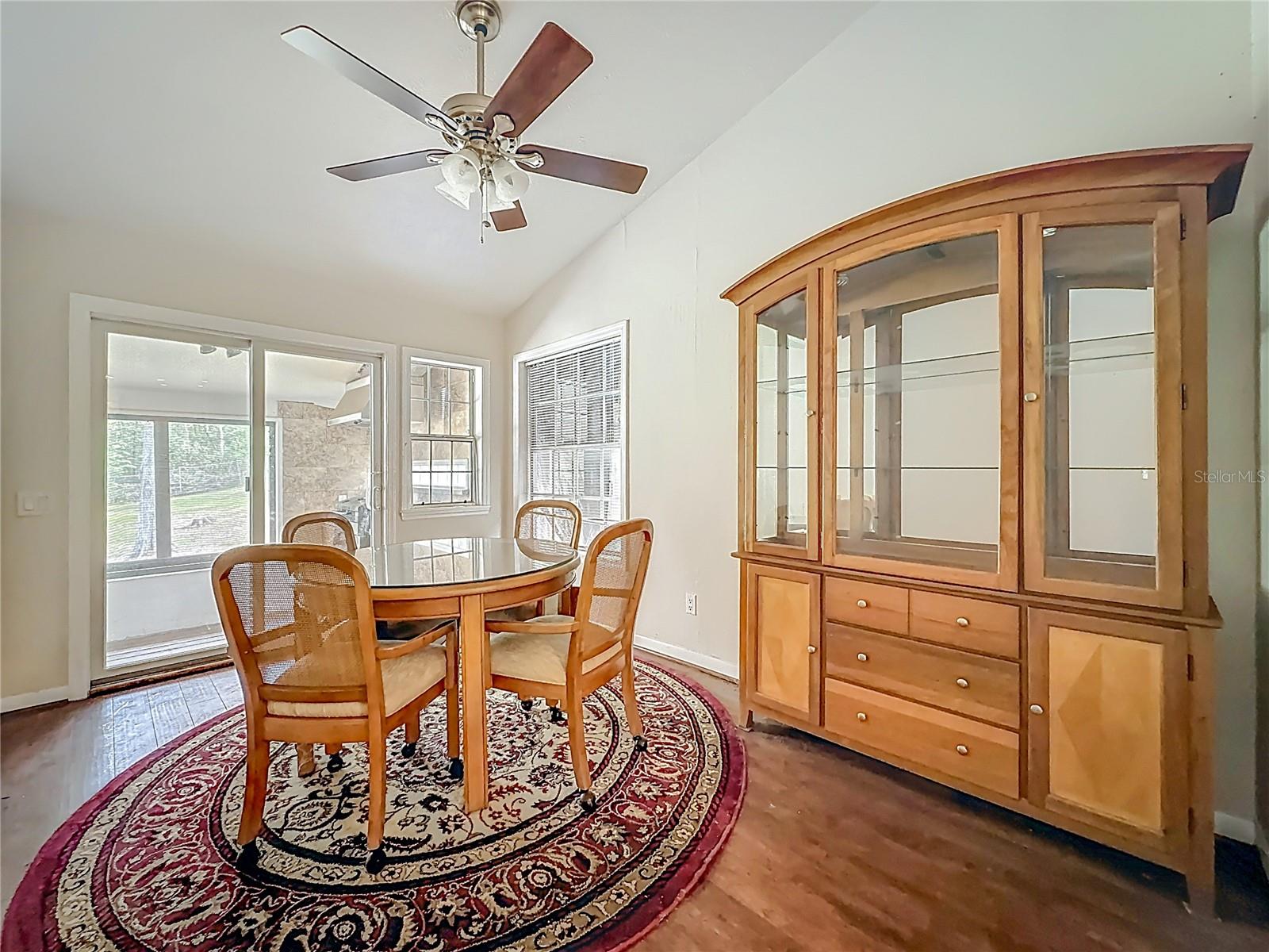 Image 30 of 100 For 1518 Dawn Heights Drive