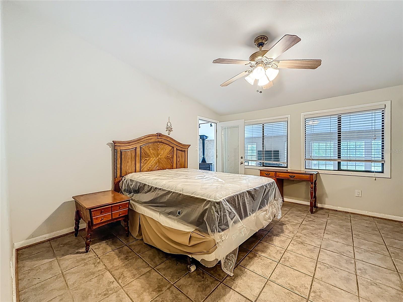 Image 47 of 100 For 1518 Dawn Heights Drive