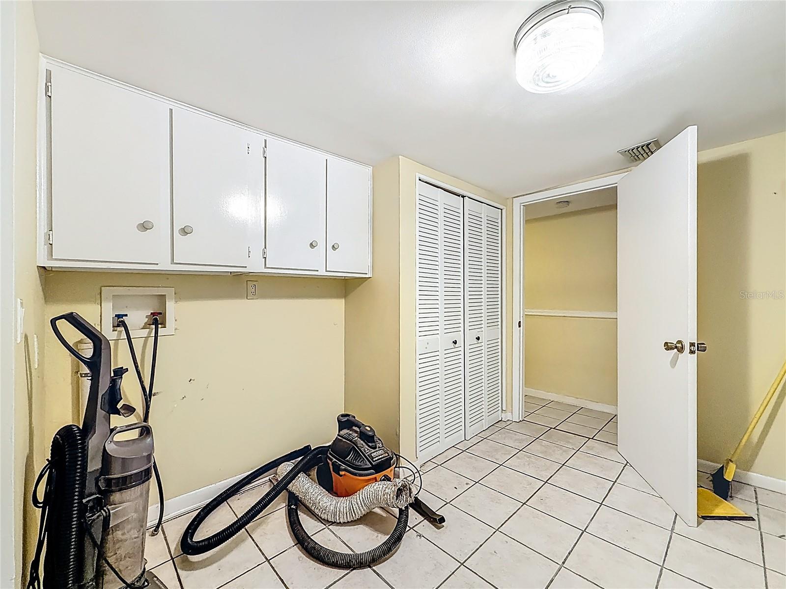 Image 59 of 100 For 1518 Dawn Heights Drive