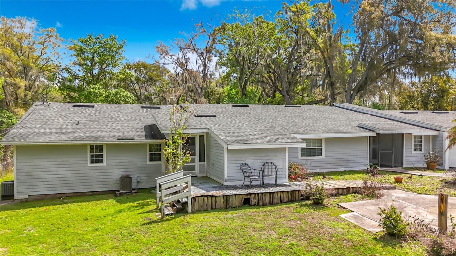 Image 7 of 100 For 1518 Dawn Heights Drive