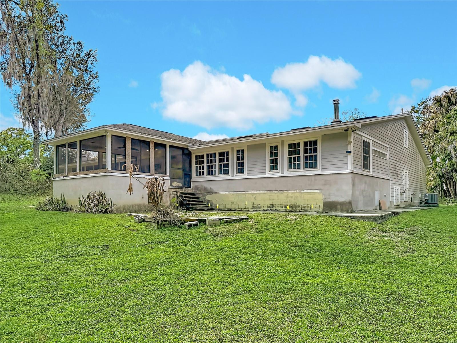 Image 88 of 100 For 1518 Dawn Heights Drive