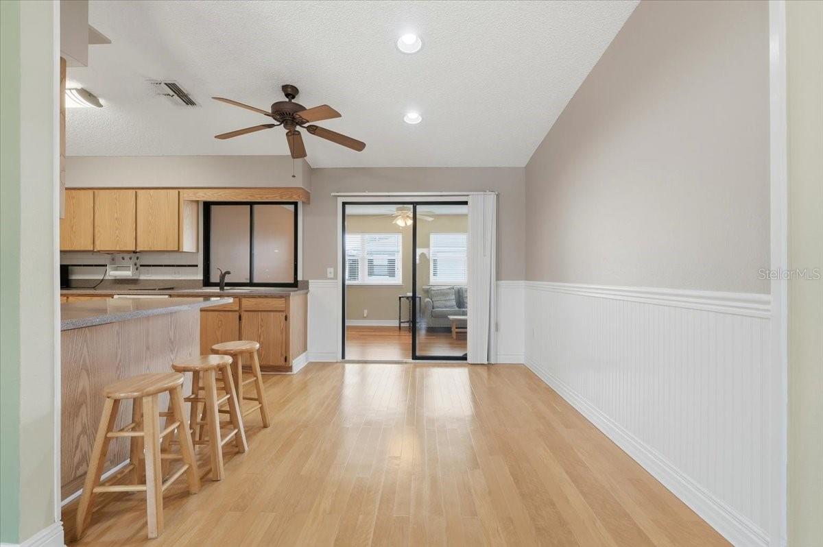 Image 13 of 35 For 2363 Sea Island Circle S