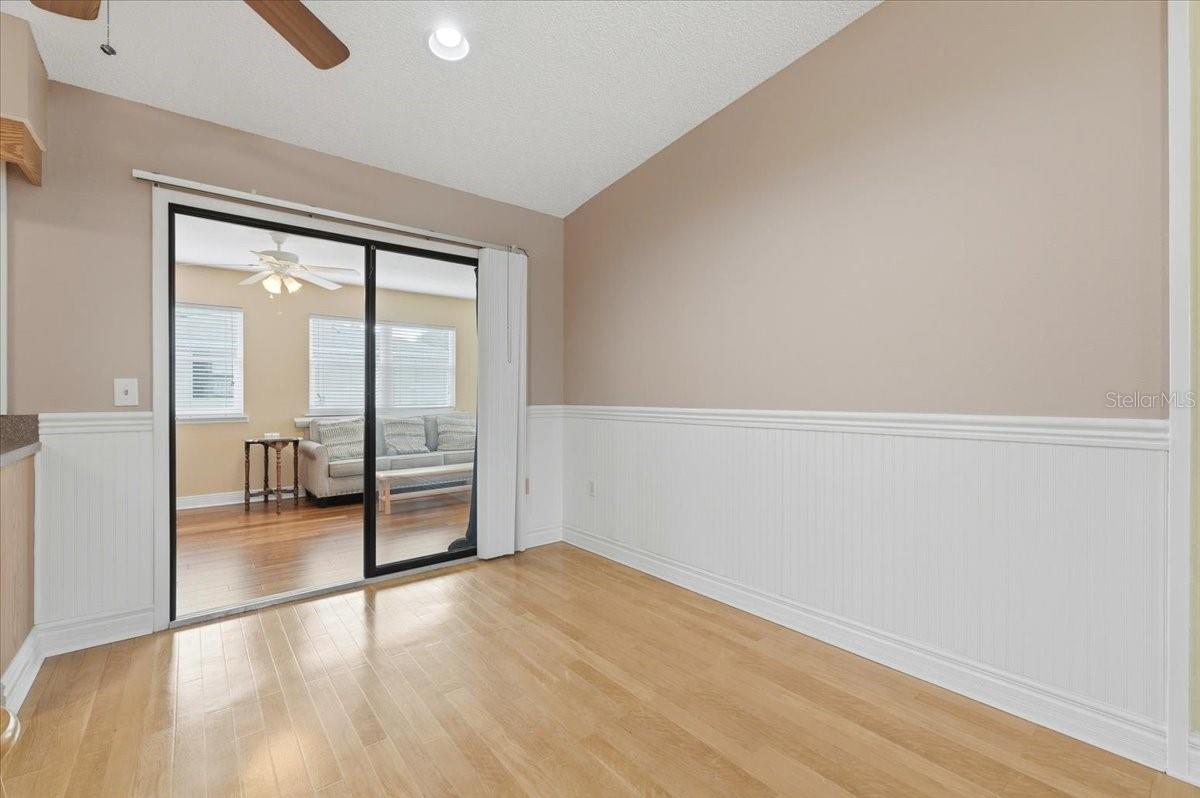 Image 14 of 35 For 2363 Sea Island Circle S