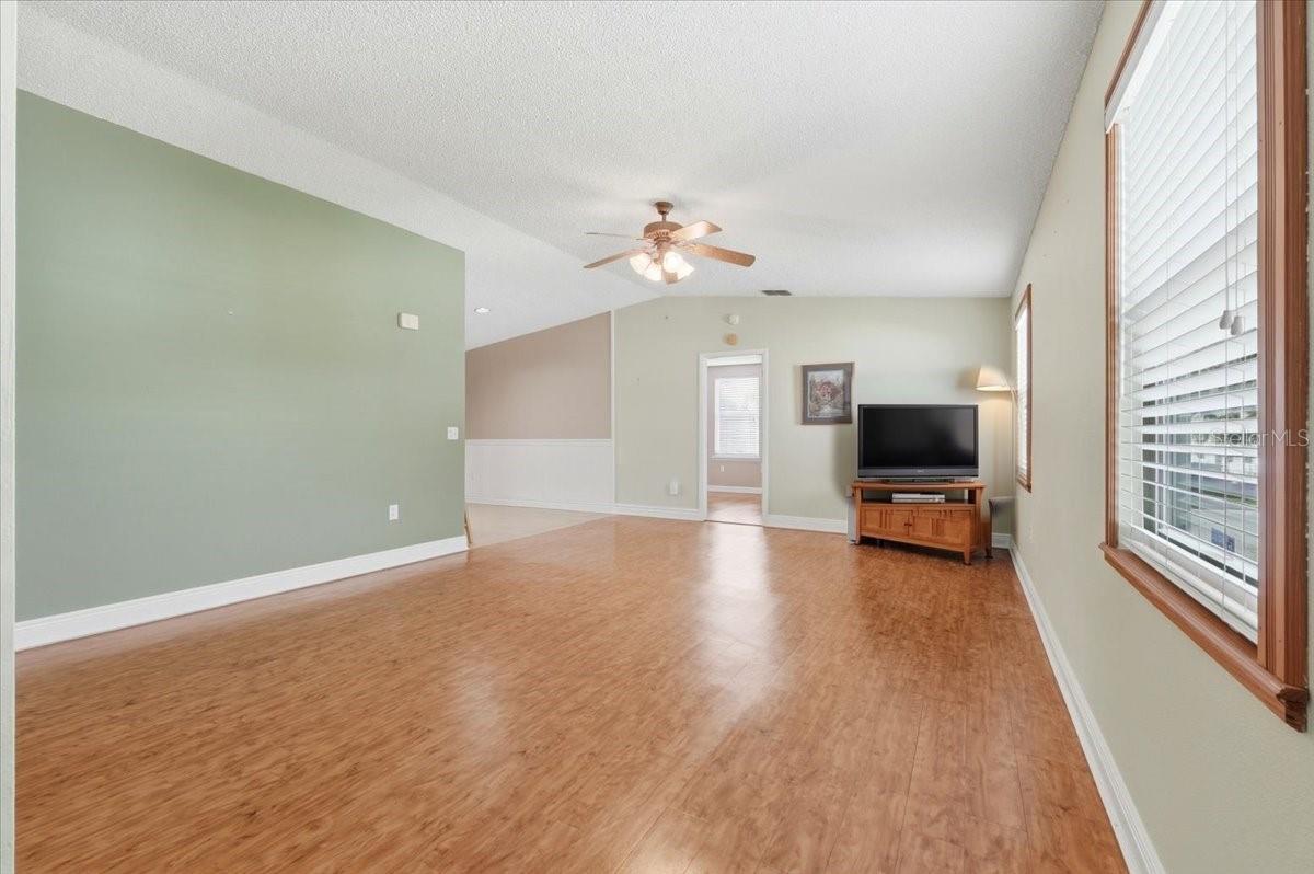 Image 7 of 35 For 2363 Sea Island Circle S