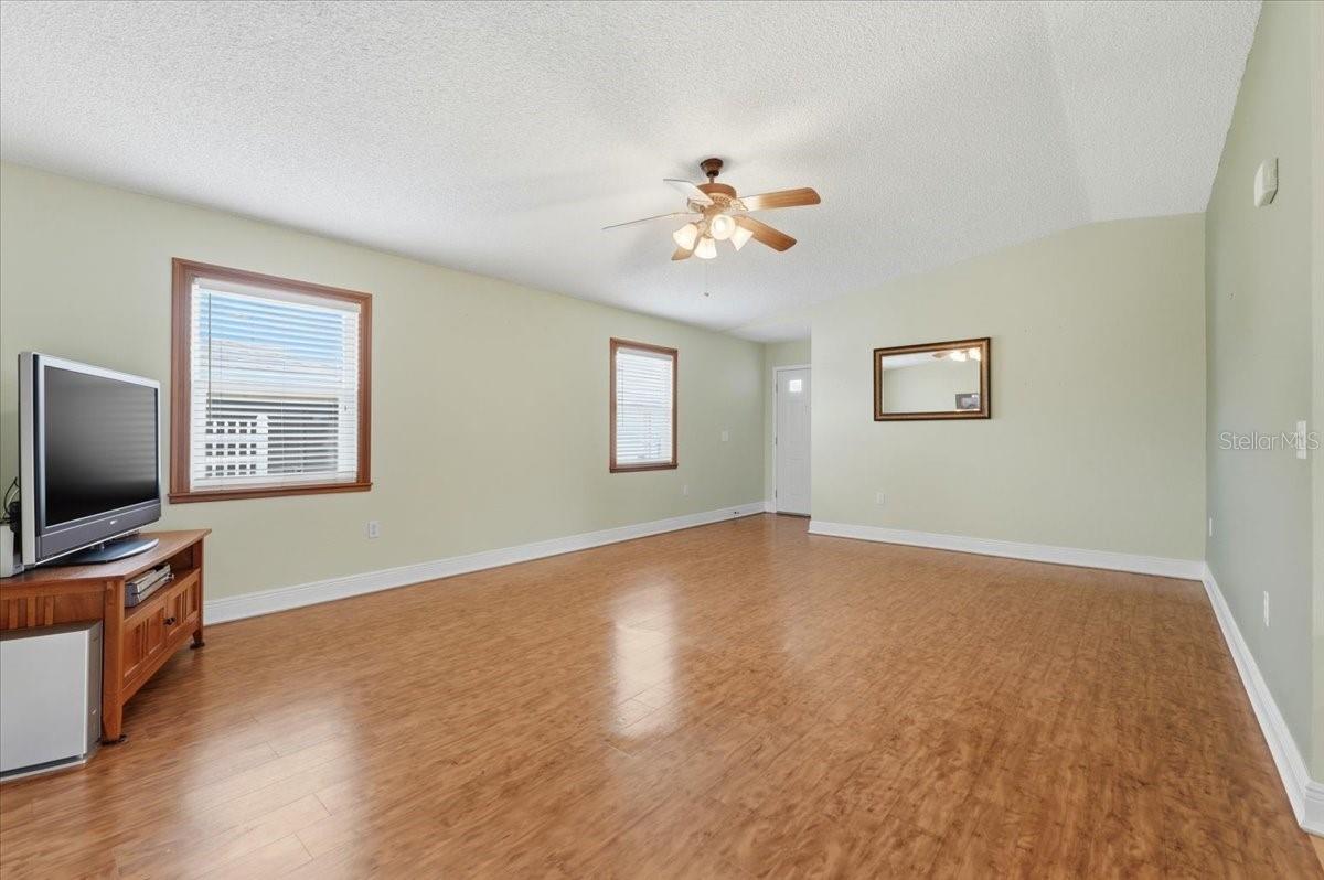 Image 8 of 35 For 2363 Sea Island Circle S