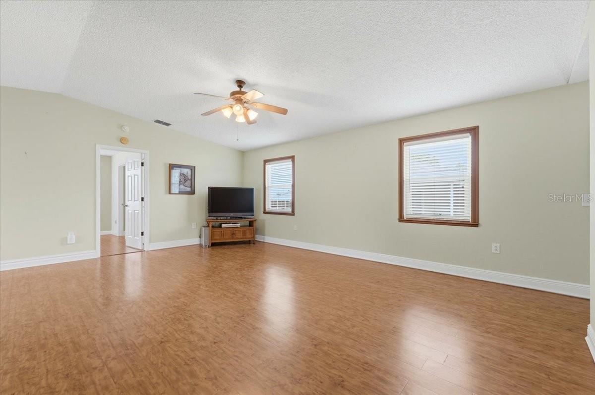 Image 9 of 35 For 2363 Sea Island Circle S