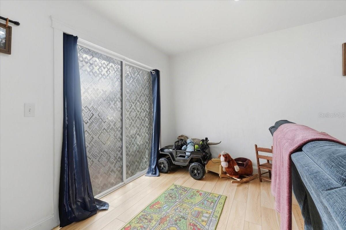 Image 10 of 34 For 1836 Crystal Lake Drive 70