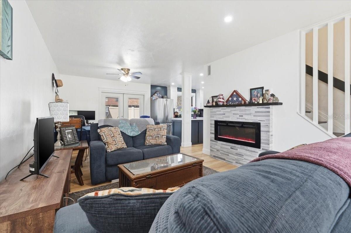 Image 11 of 34 For 1836 Crystal Lake Drive 70