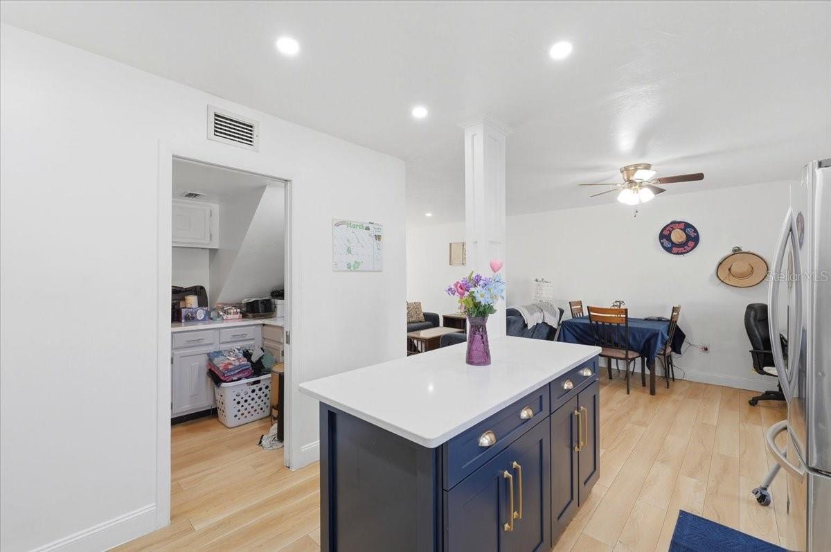 Image 15 of 34 For 1836 Crystal Lake Drive 70