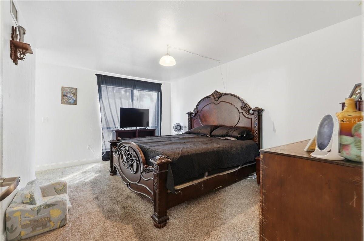 Image 19 of 34 For 1836 Crystal Lake Drive 70