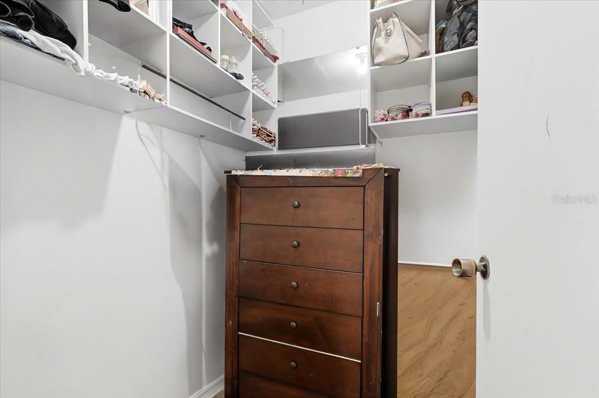 Image 24 of 34 For 1836 Crystal Lake Drive 70