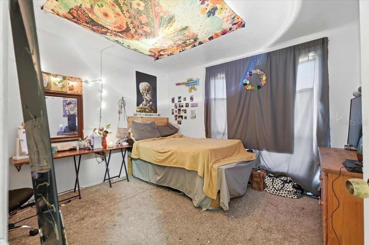 Image 25 of 34 For 1836 Crystal Lake Drive 70