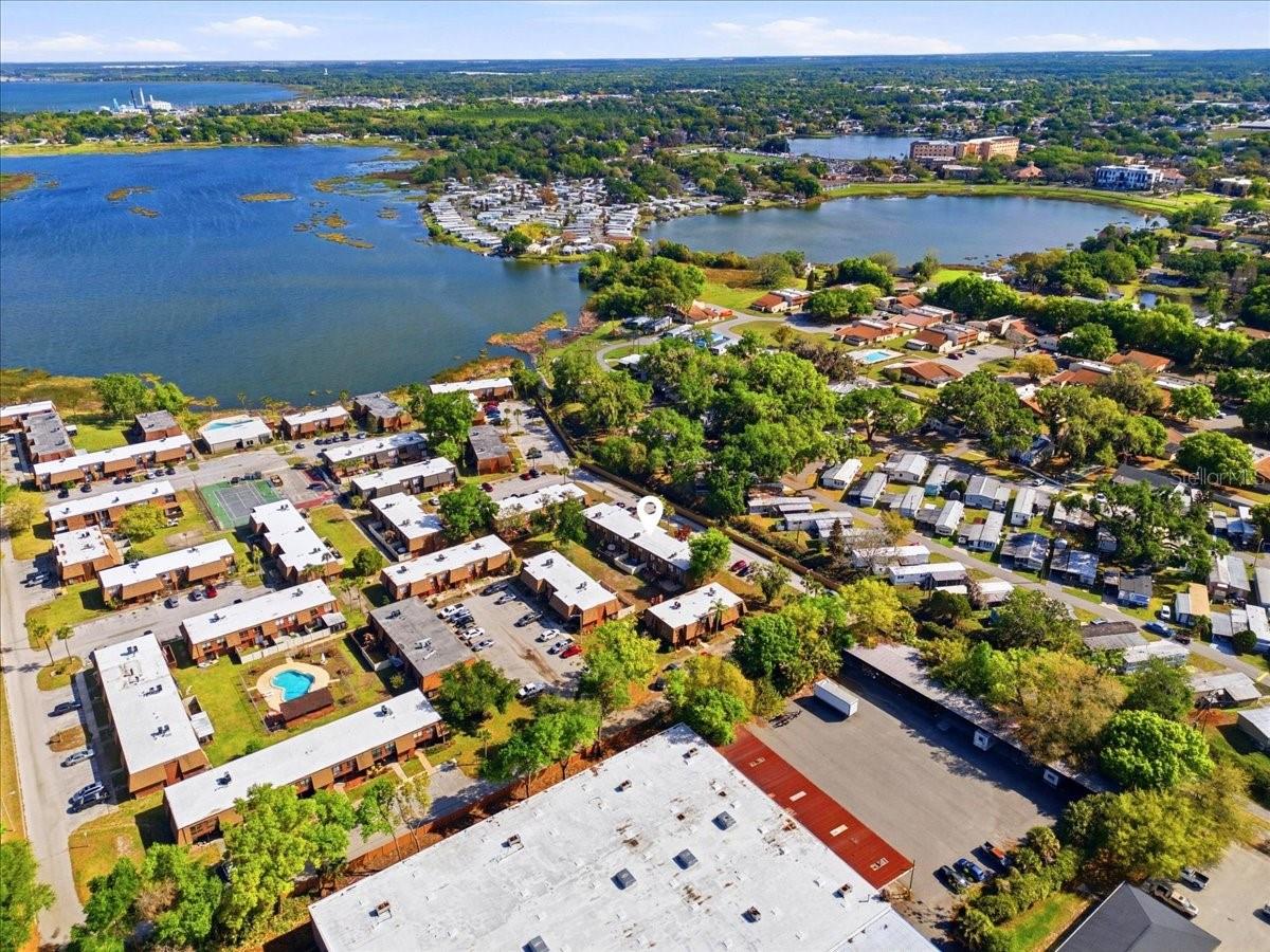 Image 33 of 34 For 1836 Crystal Lake Drive 70