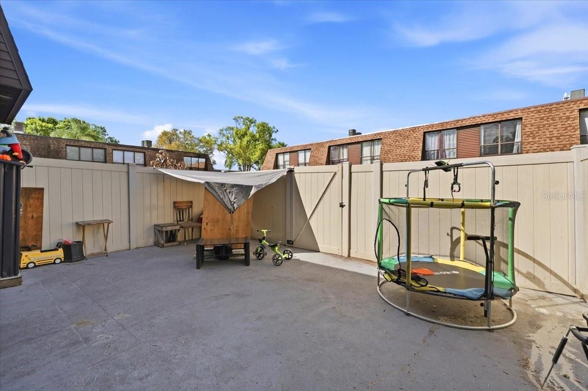 Image 6 of 34 For 1836 Crystal Lake Drive 70