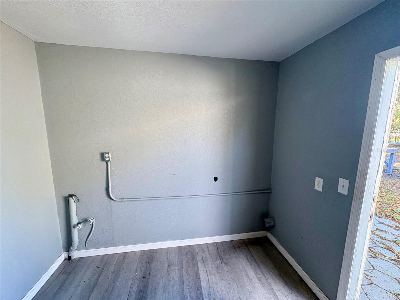 Image 19 of 41 For 501 Lanier Avenue