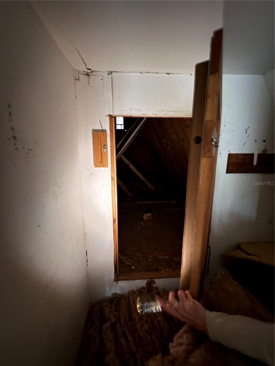 Image 32 of 41 For 501 Lanier Avenue