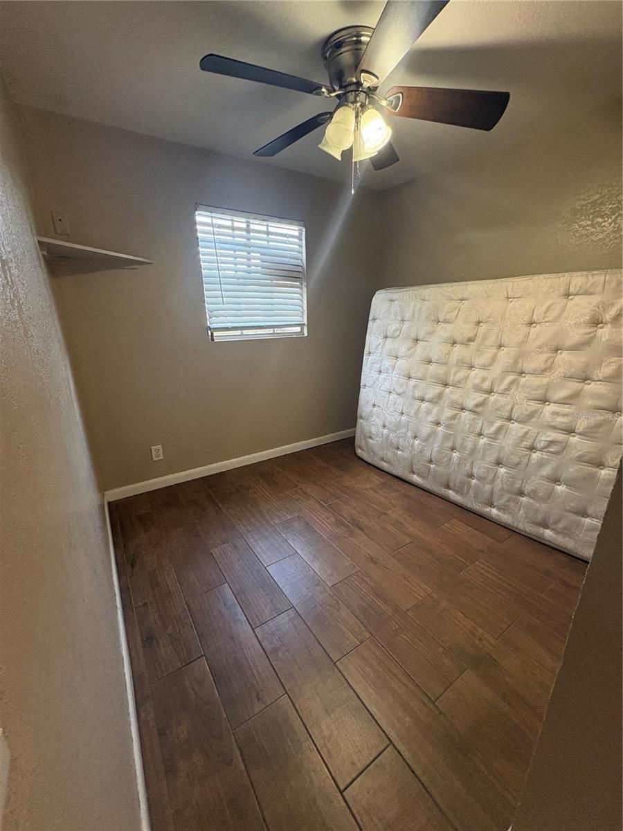 Image 37 of 41 For 501 Lanier Avenue