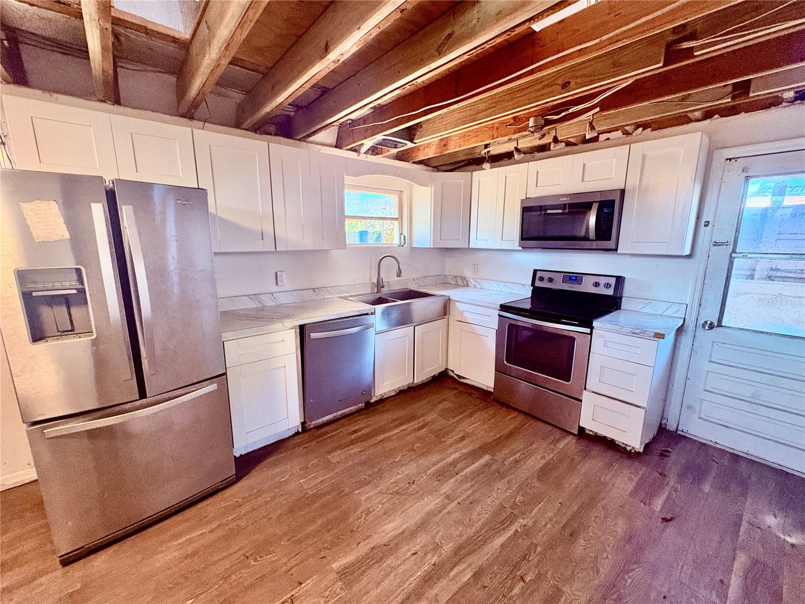 Image 9 of 41 For 501 Lanier Avenue