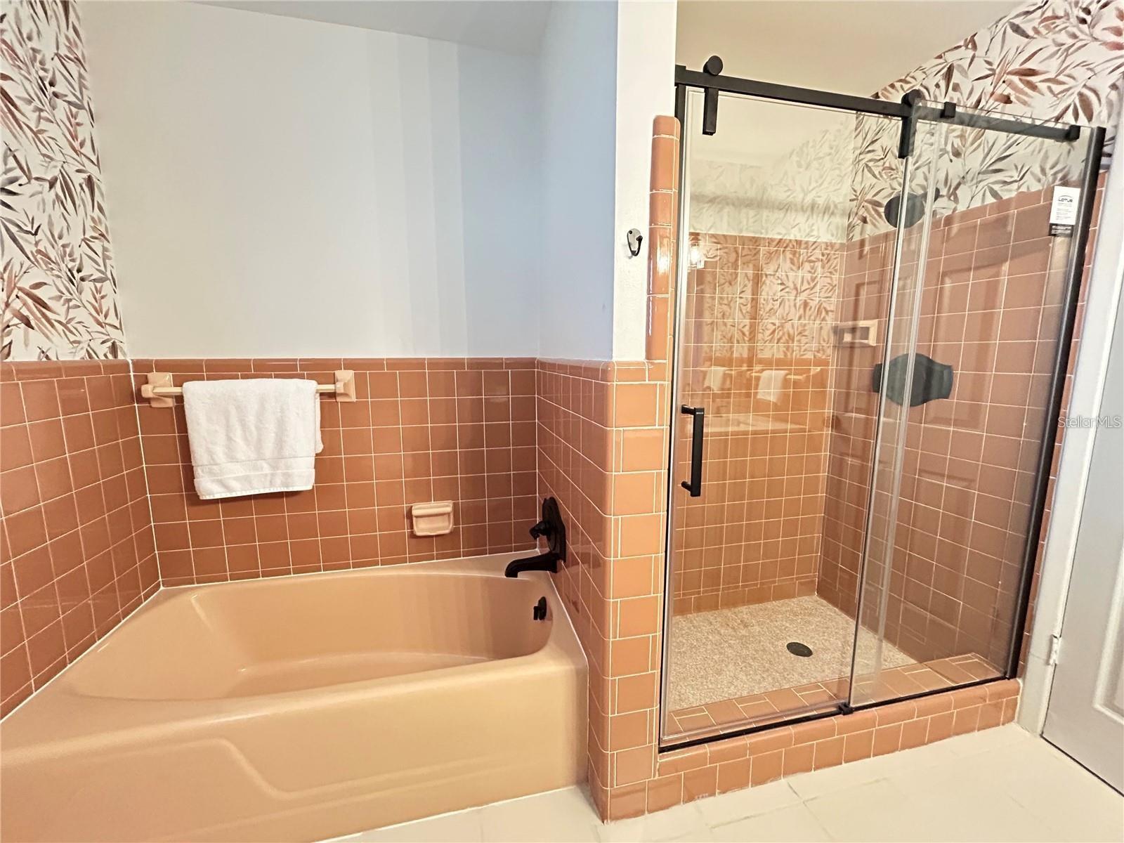 Image 12 of 35 For 4909 Fleetwood Street