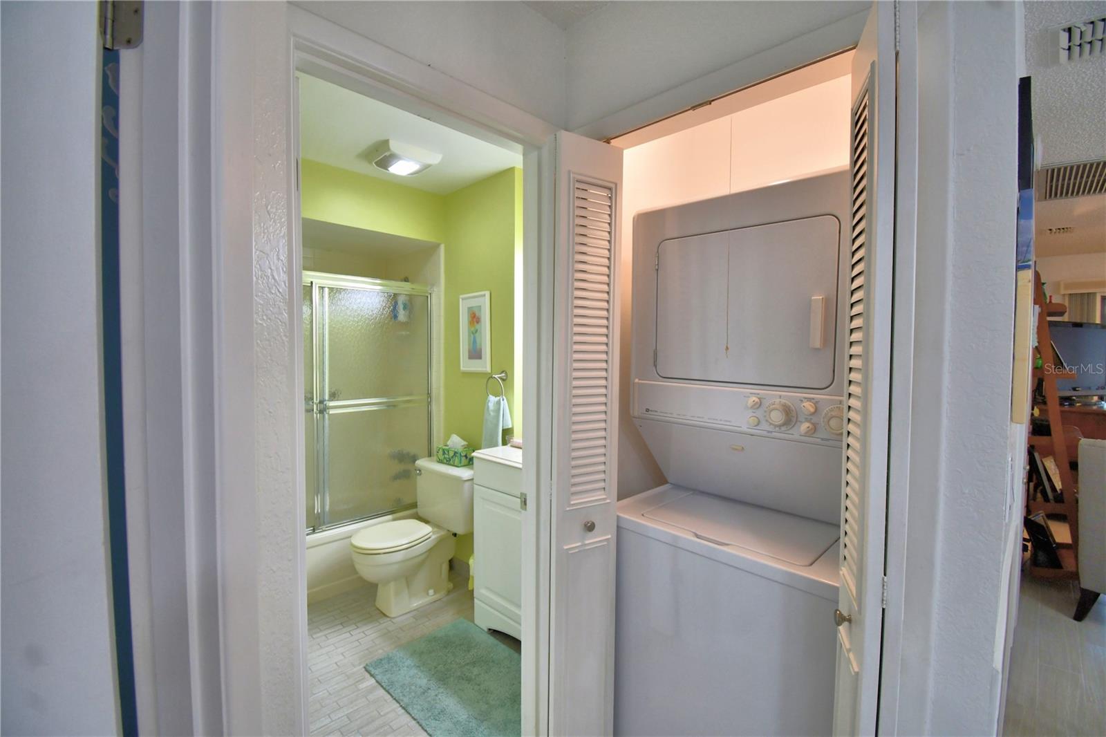 Image 36 of 49 For 345 24th Street Nw 23