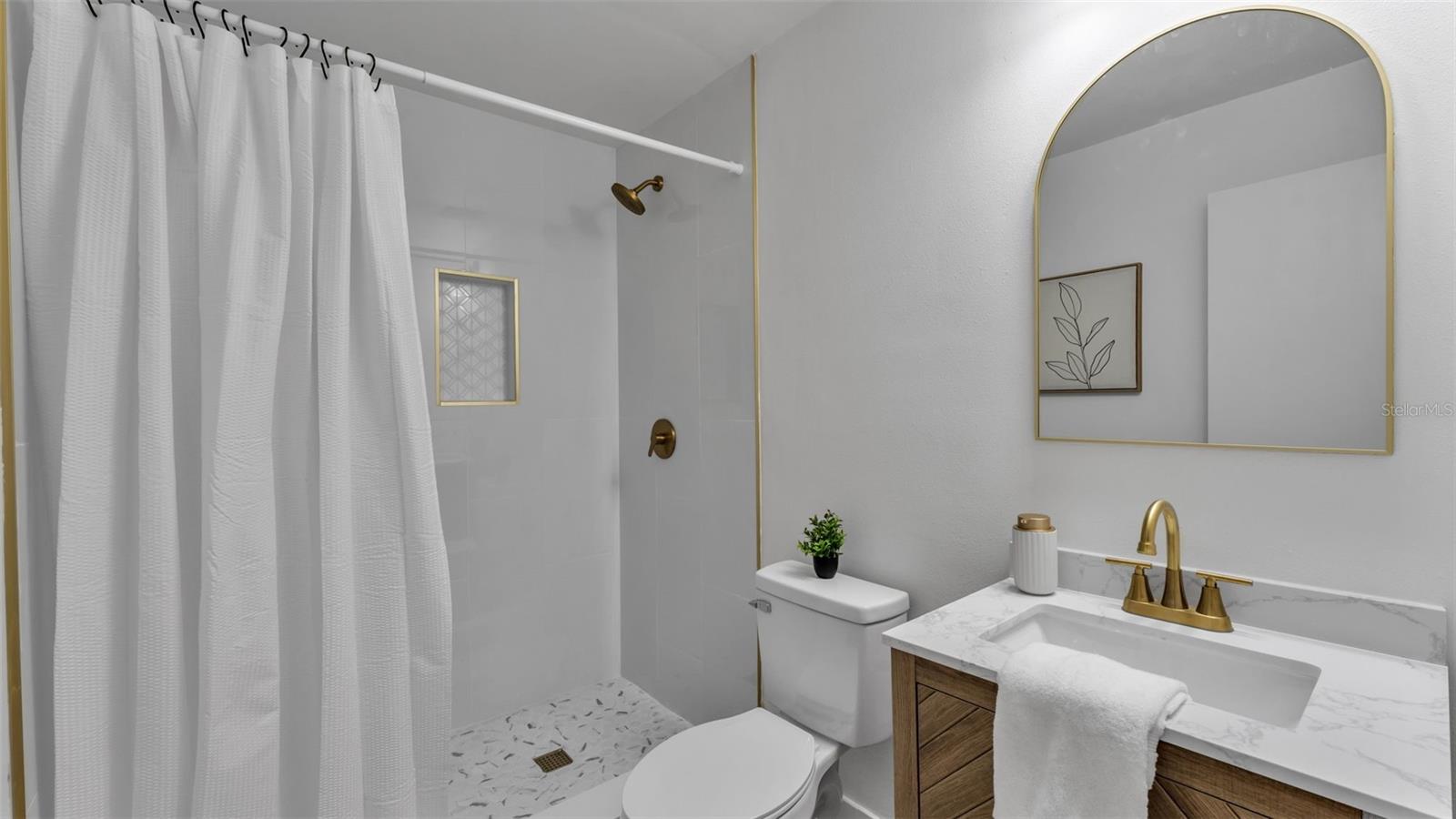 Image 9 of 20 For 1616 Monterey Lane