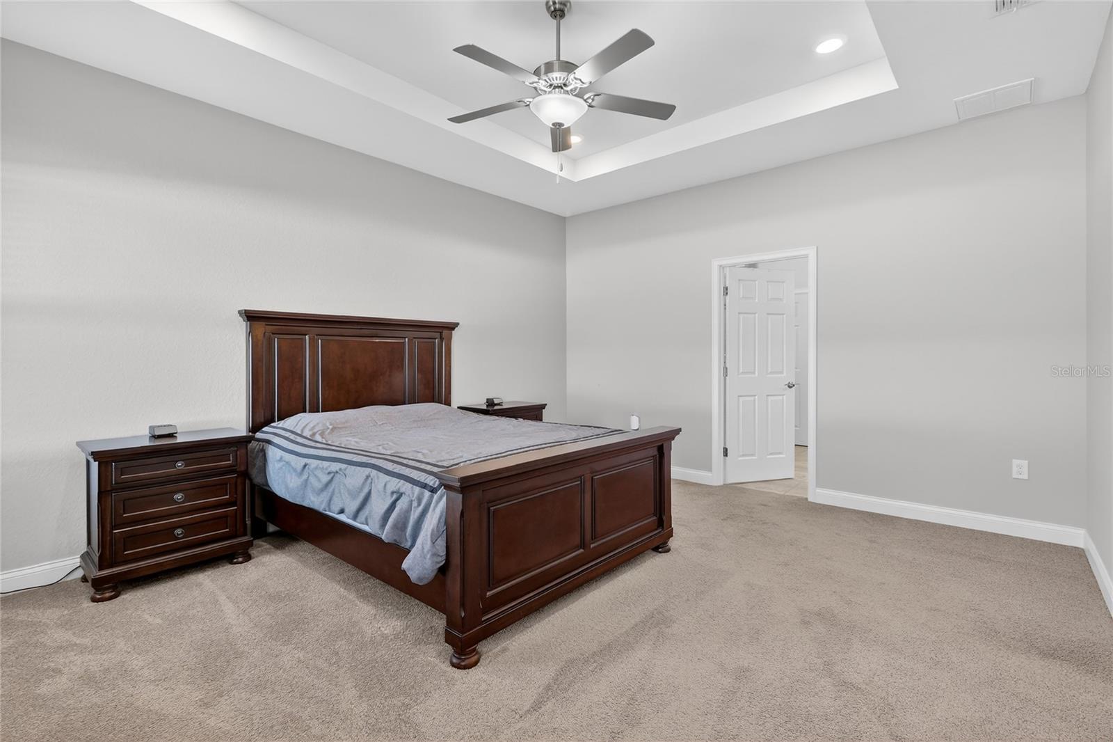 Image 23 of 61 For 6847 Treymont Drive