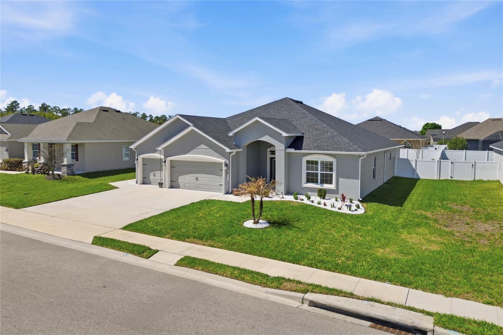 Image 52 of 61 For 6847 Treymont Drive