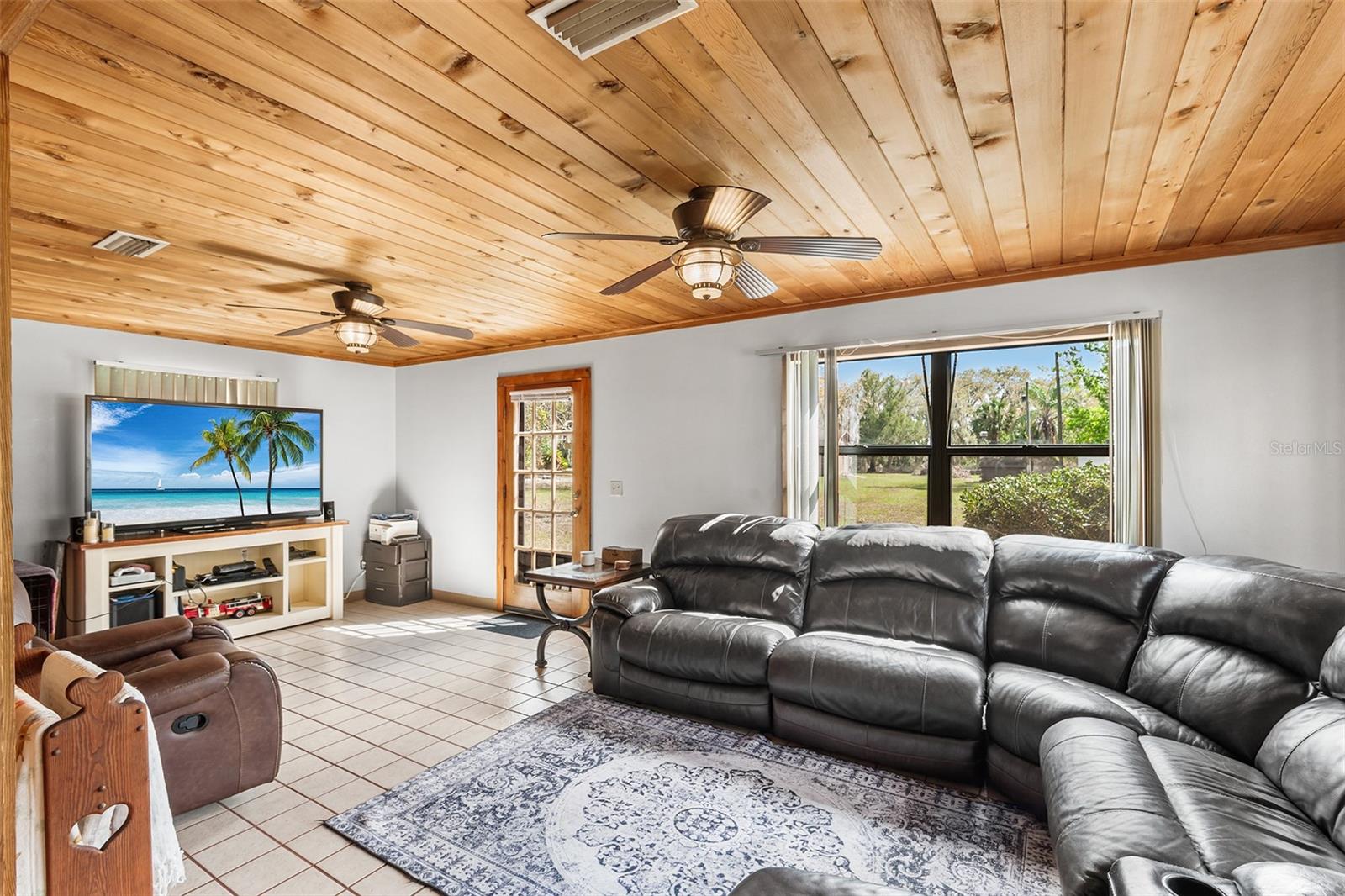 Image 15 of 47 For 1233 Saint Anne Shrine Road