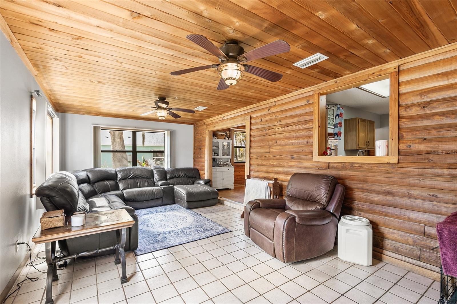 Image 17 of 47 For 1233 Saint Anne Shrine Road