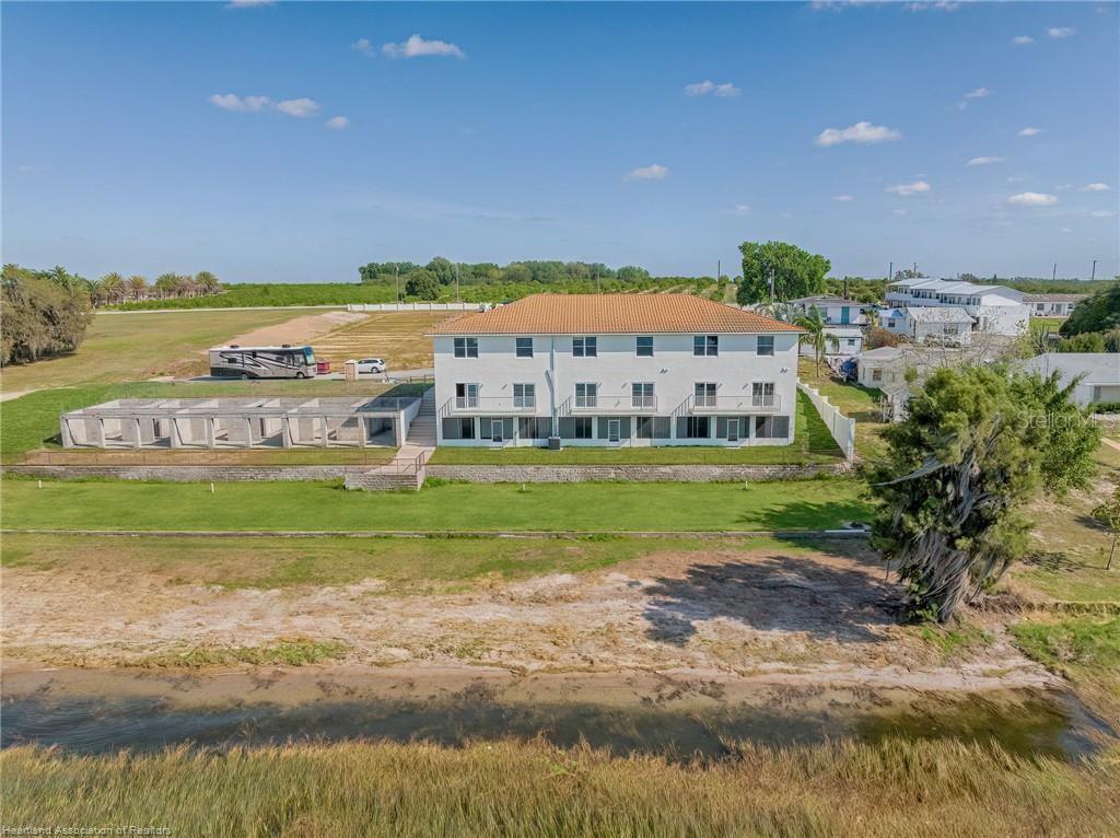 Image 6 of 18 For 1900 Oasis Boulevard