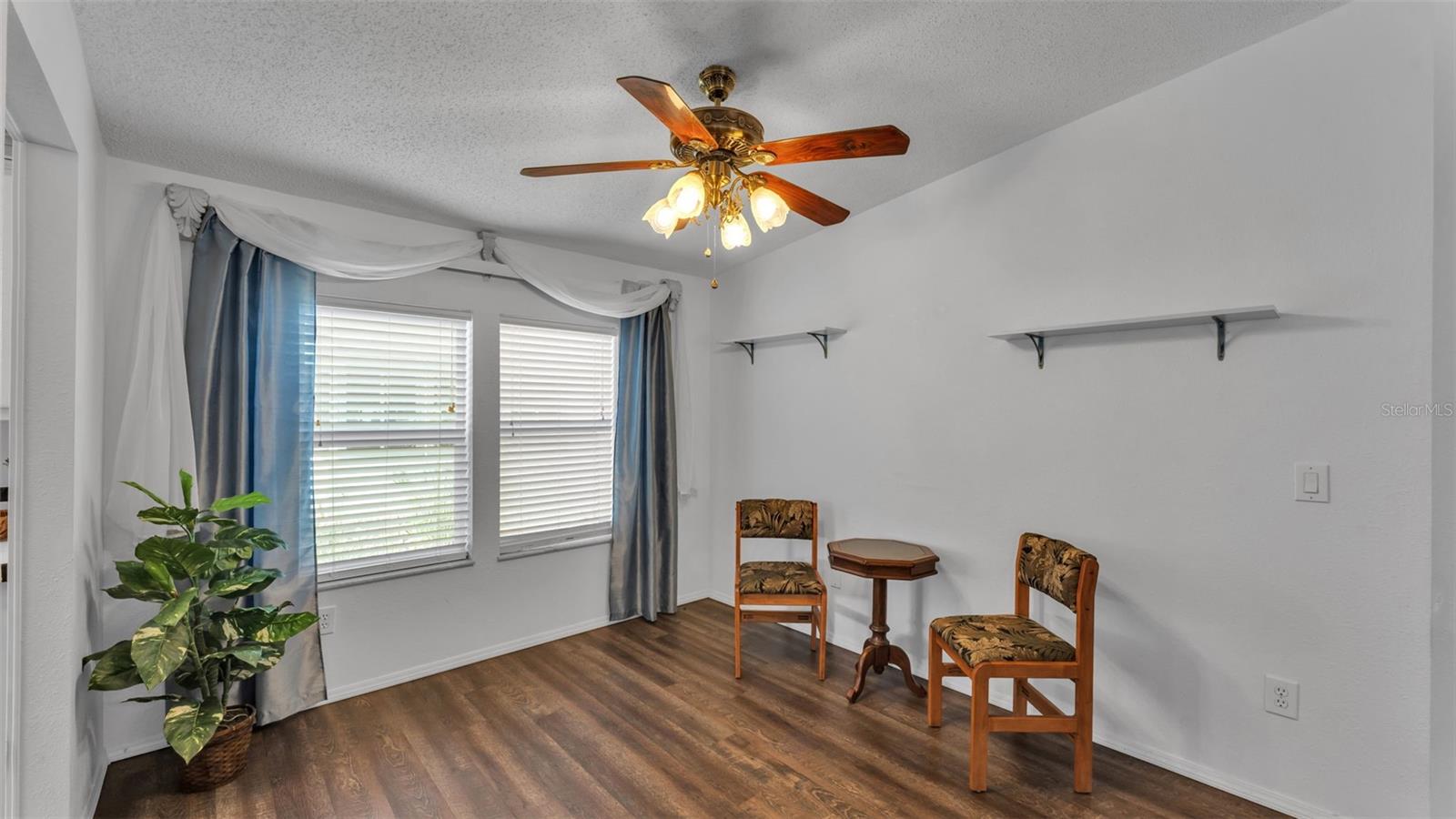 Image 10 of 39 For 5248 Island View Circle S