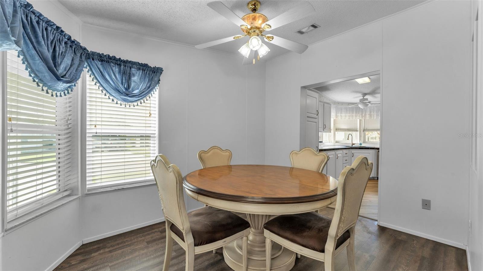 Image 14 of 39 For 5248 Island View Circle S