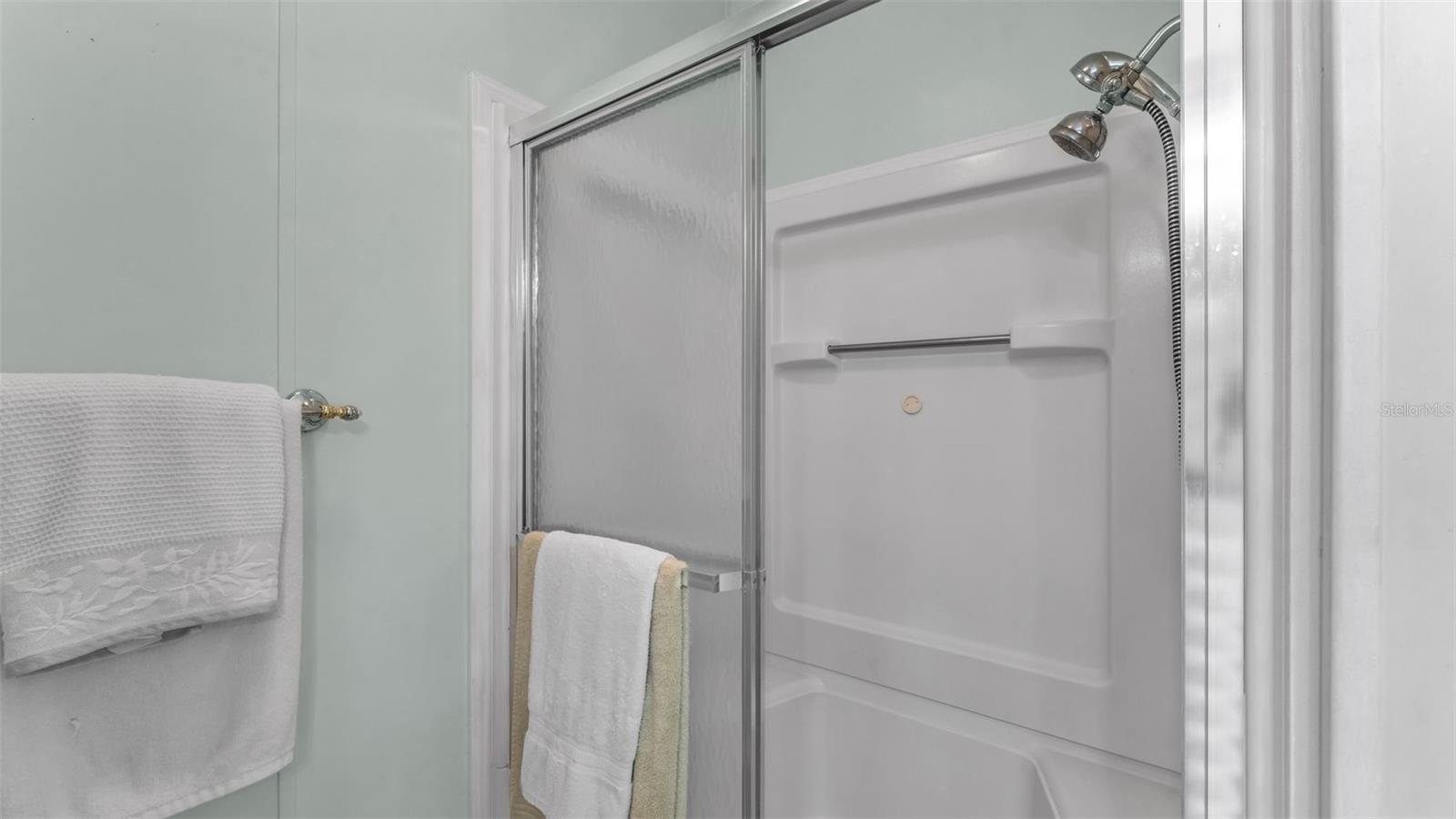 Image 20 of 39 For 5248 Island View Circle S