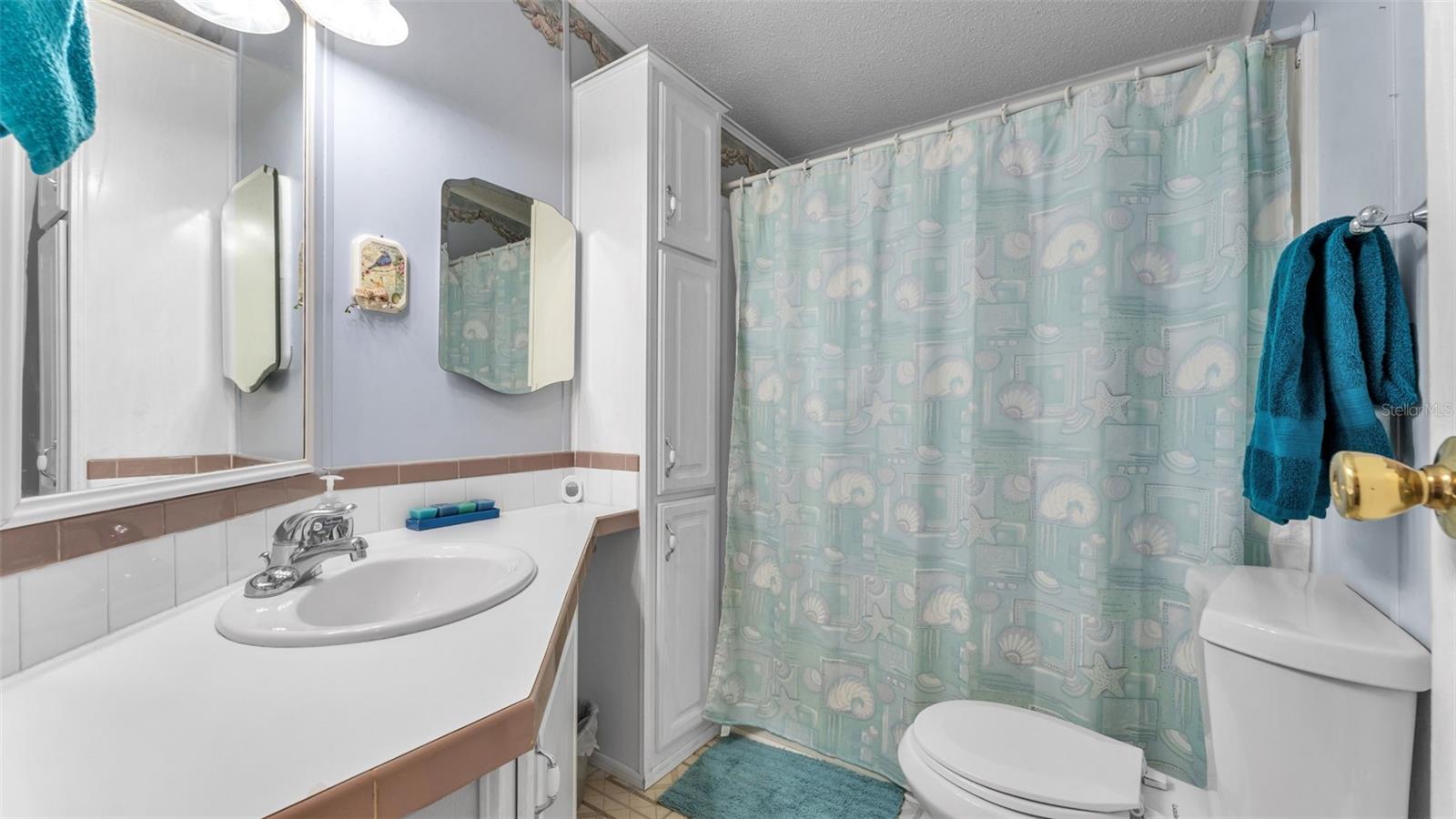 Image 24 of 39 For 5248 Island View Circle S