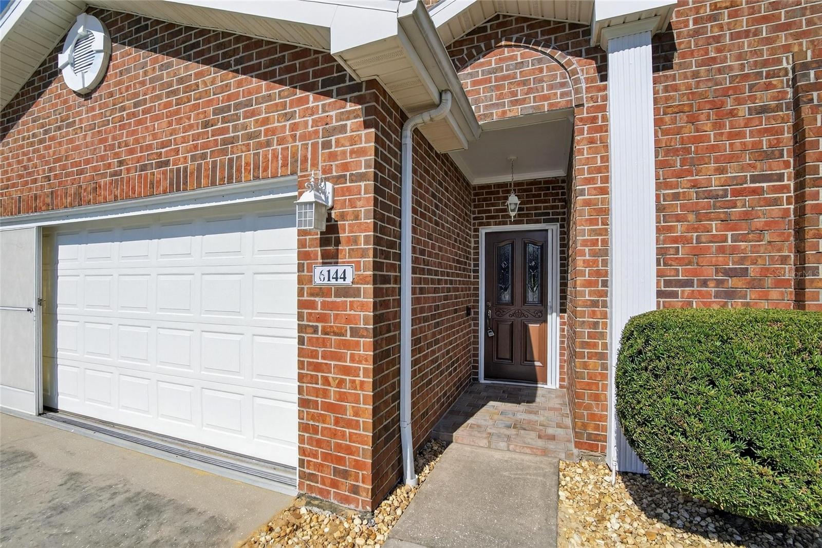 Image 4 of 59 For 6144 Silver Lakes Drive E